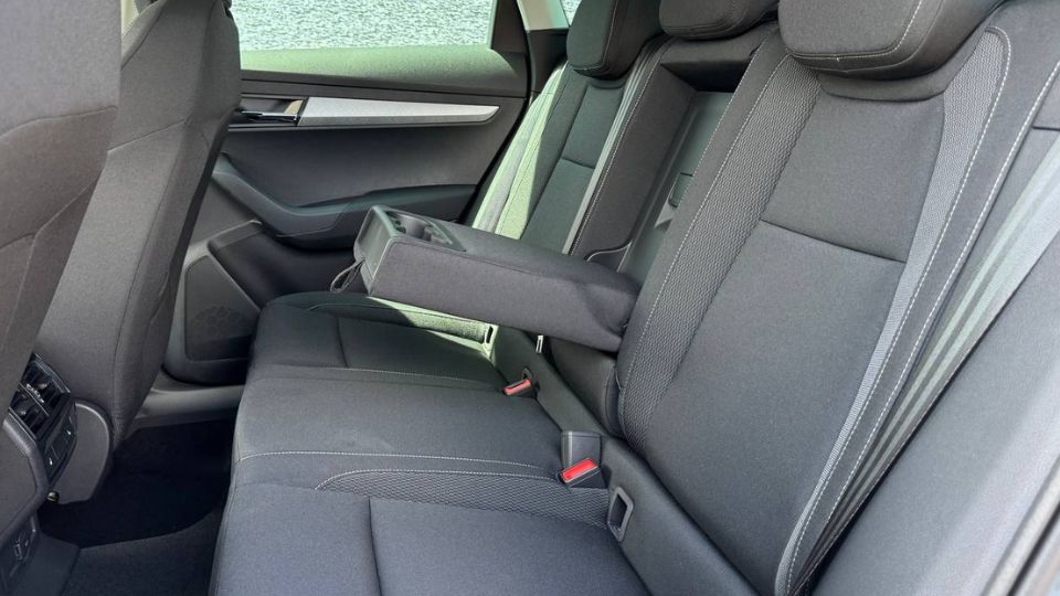 Фото автомобіля Škoda Karoq Selection Plus